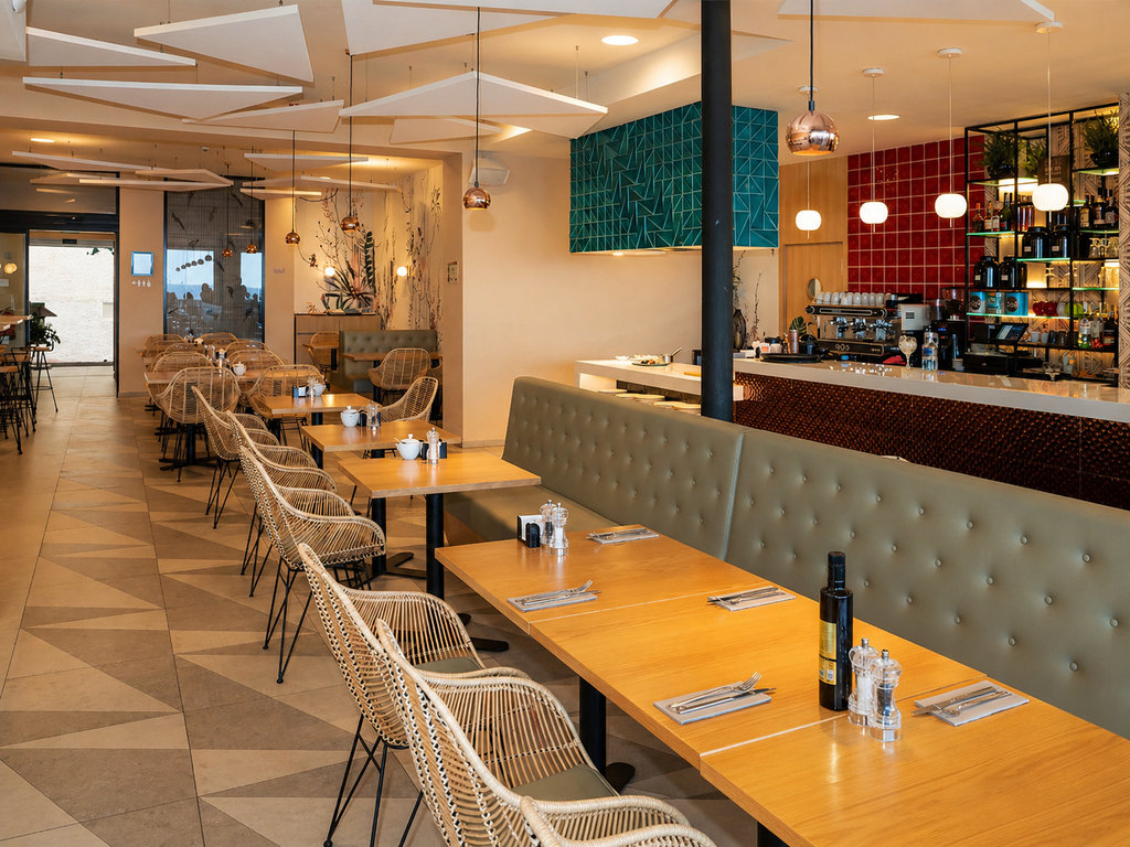 Restaurante D-Vora